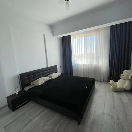 Mamaia Nord アパート